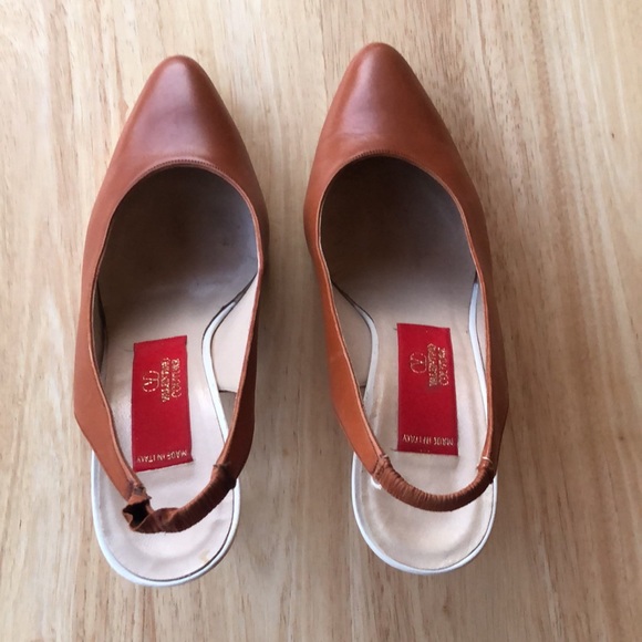 Beautiful Valentino Couture Size 8.5 brown & white sling back pump heels Italy - Picture 13 of 13